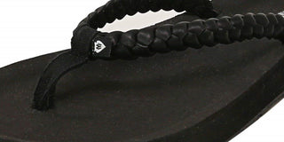 Minnetonka Women's Hallie Flip Flop Sandal Black Size 6 B Medium US