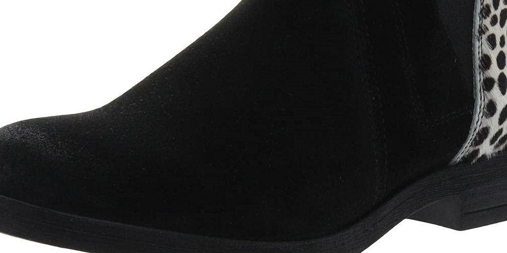 Clarks Women's Demi 2 Beat Boots Snow Leopard Size 9 B Medium US