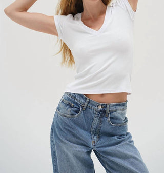 Lna - Fitted Ribbed V-neck Top