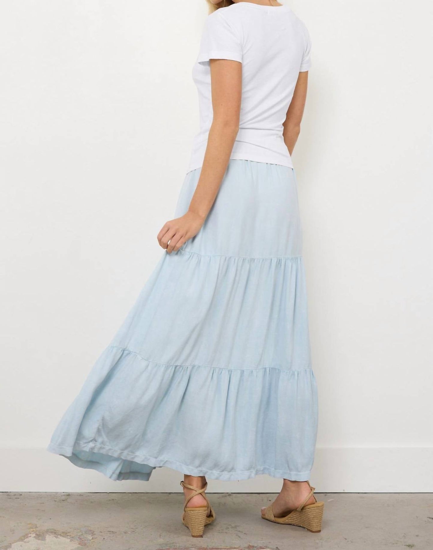 Lamade - Arlo Vneck Short Sleeve Tee