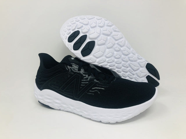 New Balance Men's Beacon V3 Running Shoes Black Size 11.5 D(M) US