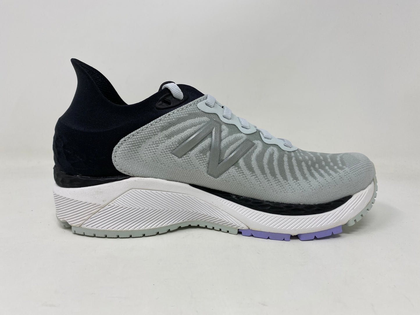 New Balance Women's 860 V11 Running Shoes Camden Fog Size 6 B(M) US