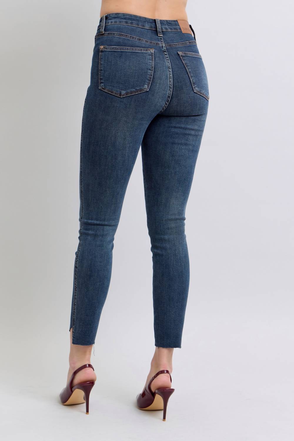 Judy Blue - Tummy Control Step Hem Skinny Jean