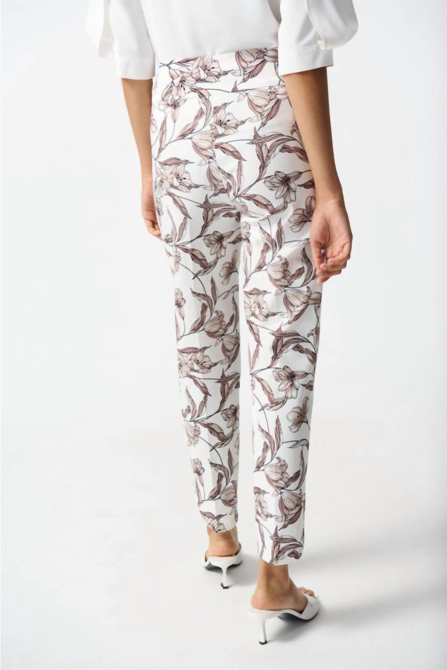 Joseph Ribkoff - Floral Print Pull On Straight Cropped Pant