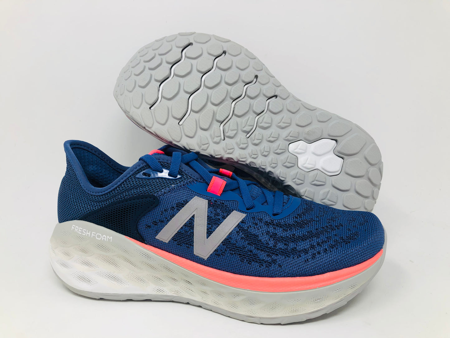 New Balance Women's More V2 Running Shoes Blue Size 8 B(M) US