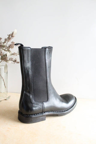 Moma Shoes - Women Kurni Chelsea Boot
