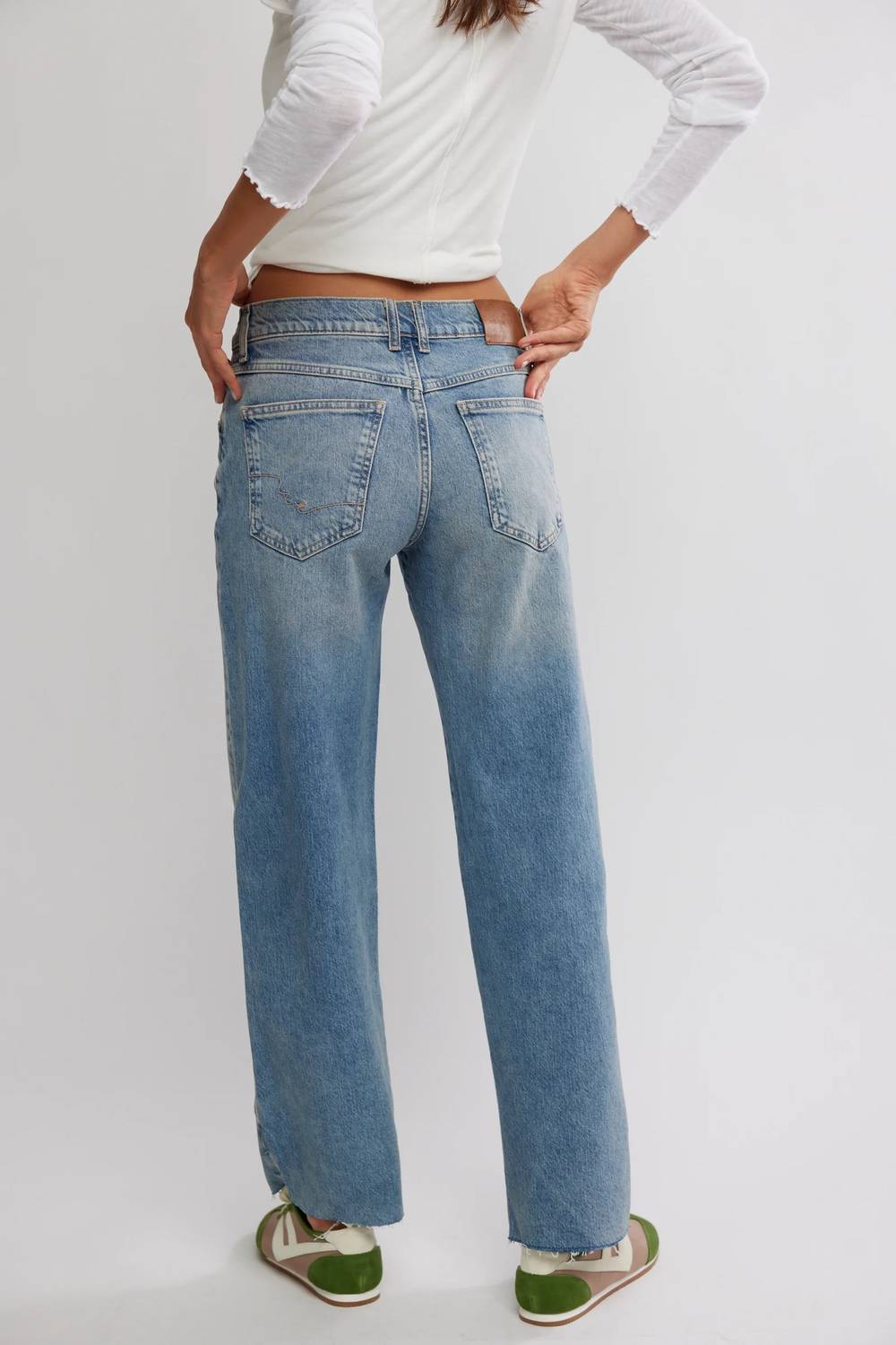 Free People - Risk Taker Mid-rise Straight Jeans