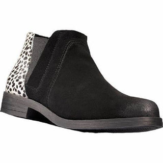 Clarks Women's Demi 2 Beat Boots Snow Leopard Size 11 B(M) US