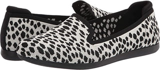 Clarks Women's Carly Dream Loafer Flat White/Black Interest Knit