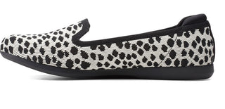 Clarks Women's Carly Dream Loafer Flat White/Black Interest Knit