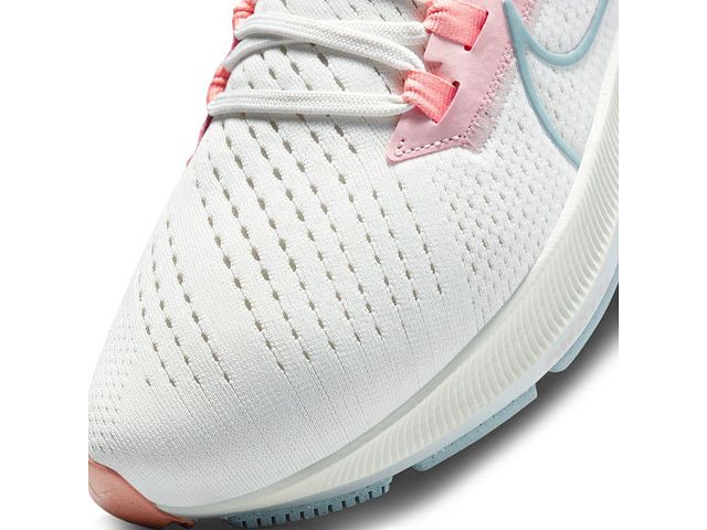 Nike Women's Air Zoom Pegasus 38 Running Shoes White/Sail