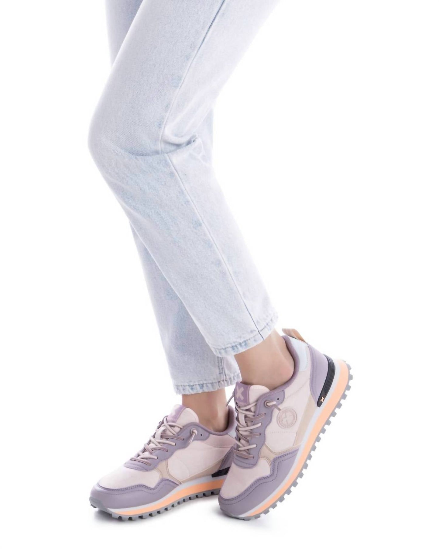 Xti - Women's 144156 Round Toe Sneakers