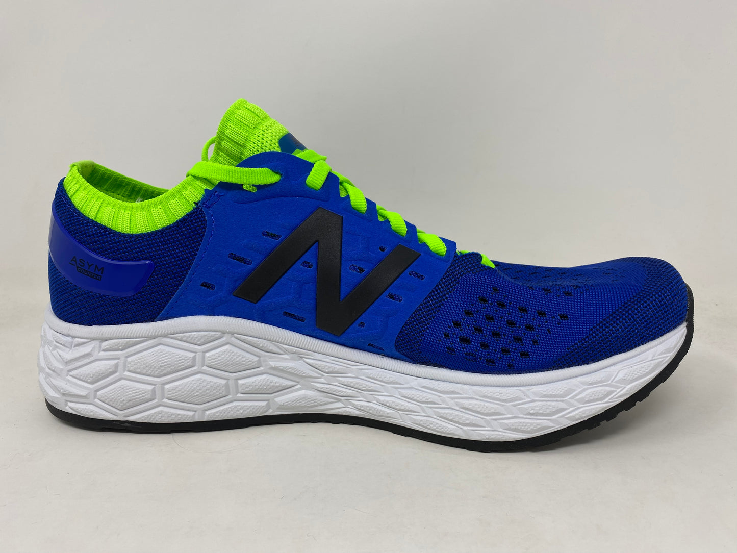 New Balance Men's Vongo v4 Running Shoes Blue