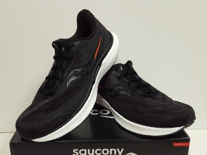 Saucony Men's Triumph 19 Running Shoes Black/White