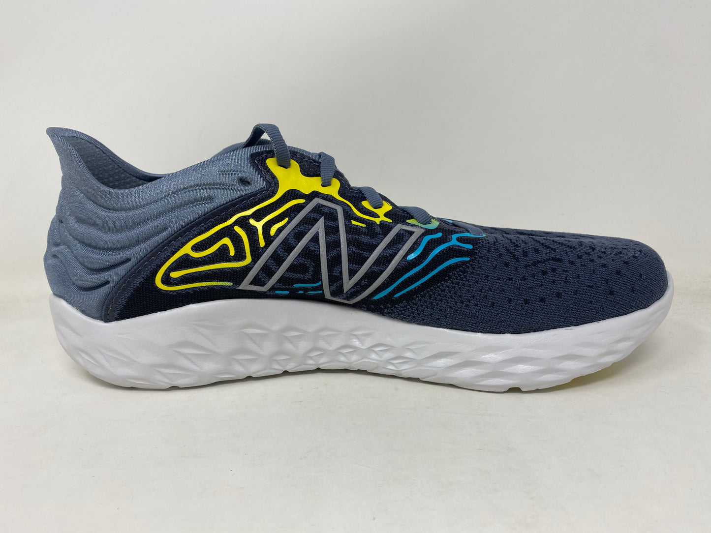 New Balance Men's Beacon V3 Running Shoes Thunder/Virtual Sky
