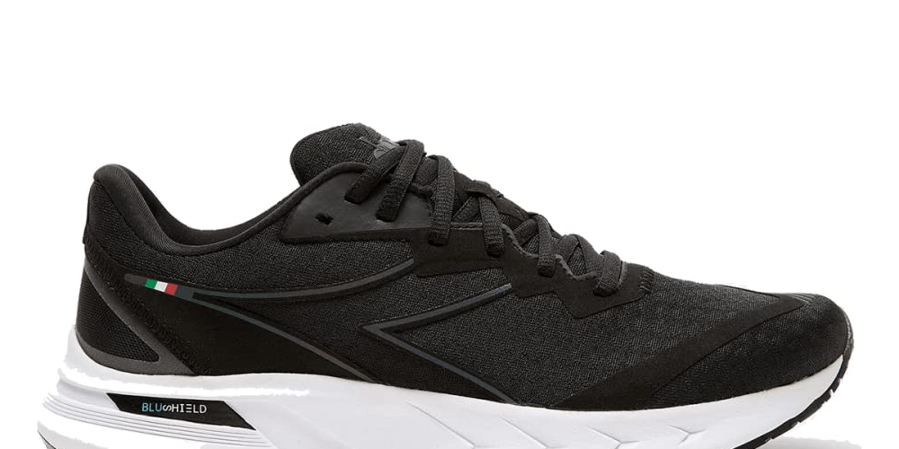 Diadora Women's Mythos BLUSHIELD Volo Hip 2 Shoes Black Size 7.5 B Medium US