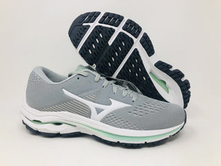 Mizuno Women's Wave Inspire 17 Running Shoes Harbor Mist Size 6 B Medium US