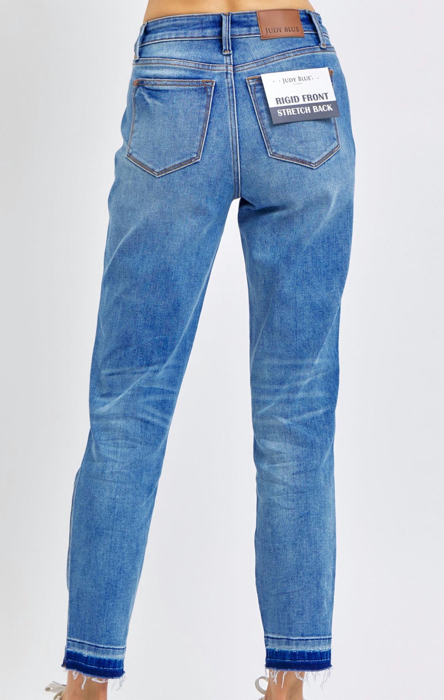 Judy Blue - Mid Rise Rigid Magic Release Hem Boyfriend Jeans