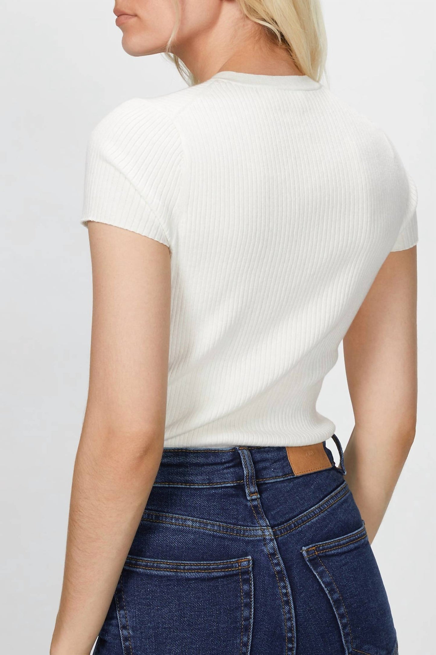 6397 - RIBBED MINI V NECK TEE