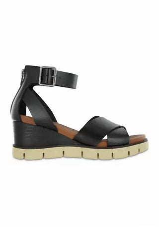 Mia - Women's Get Walking Wedges