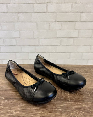 Revere - Women's Barts Ballet Flats