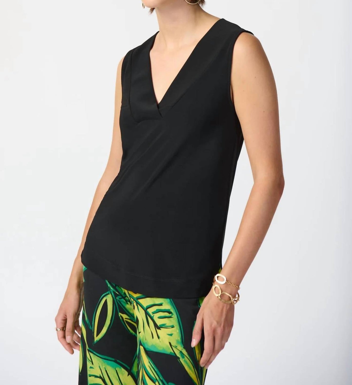 Joseph Ribkoff - Sleeveless V-neck Top