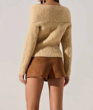 Astr - Franisbel Twist Front Sweater