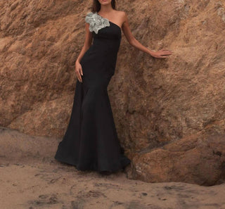 Mac Duggal - Crepe One Shoulder Gown With Crystal Flower