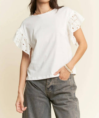 Davi & Dani - Eyelet Sleeve Top