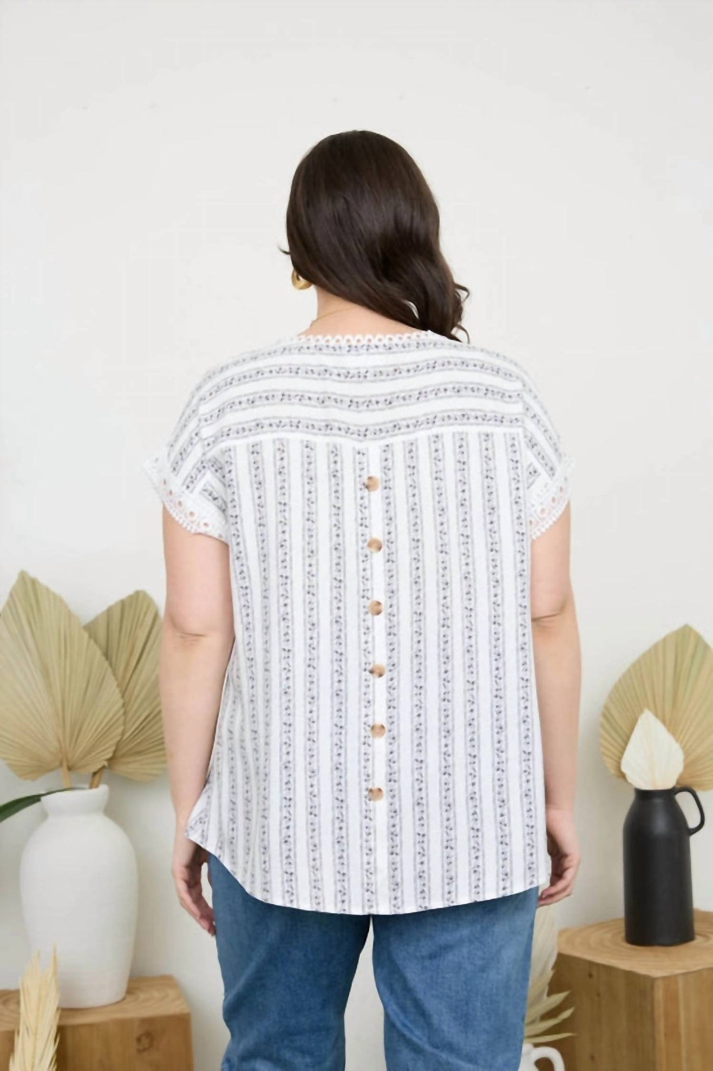 Blu Pepper - Plus Floral Sleeve Top