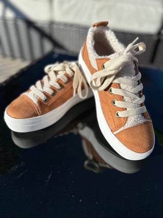 Mars Sky Shoes - Women Furry Lace Up Low Top Sneakers