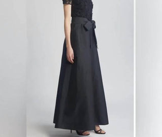 Pisarro Nights - 3d Floral Bodicebeaded Gown Dress