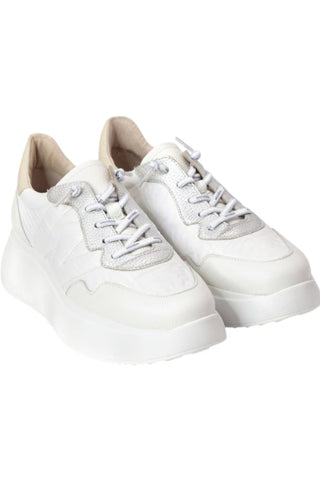 Wonders - Slip On Sporty-chic Style Sneakers