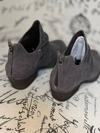 Very G - Women's Spartan 2 Ankle Zip Booties