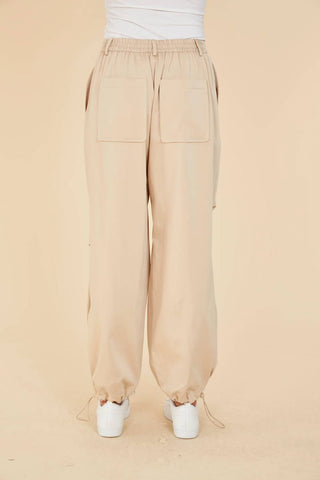 Dolce Cabo - Drawstring Ruched Knee Trousers