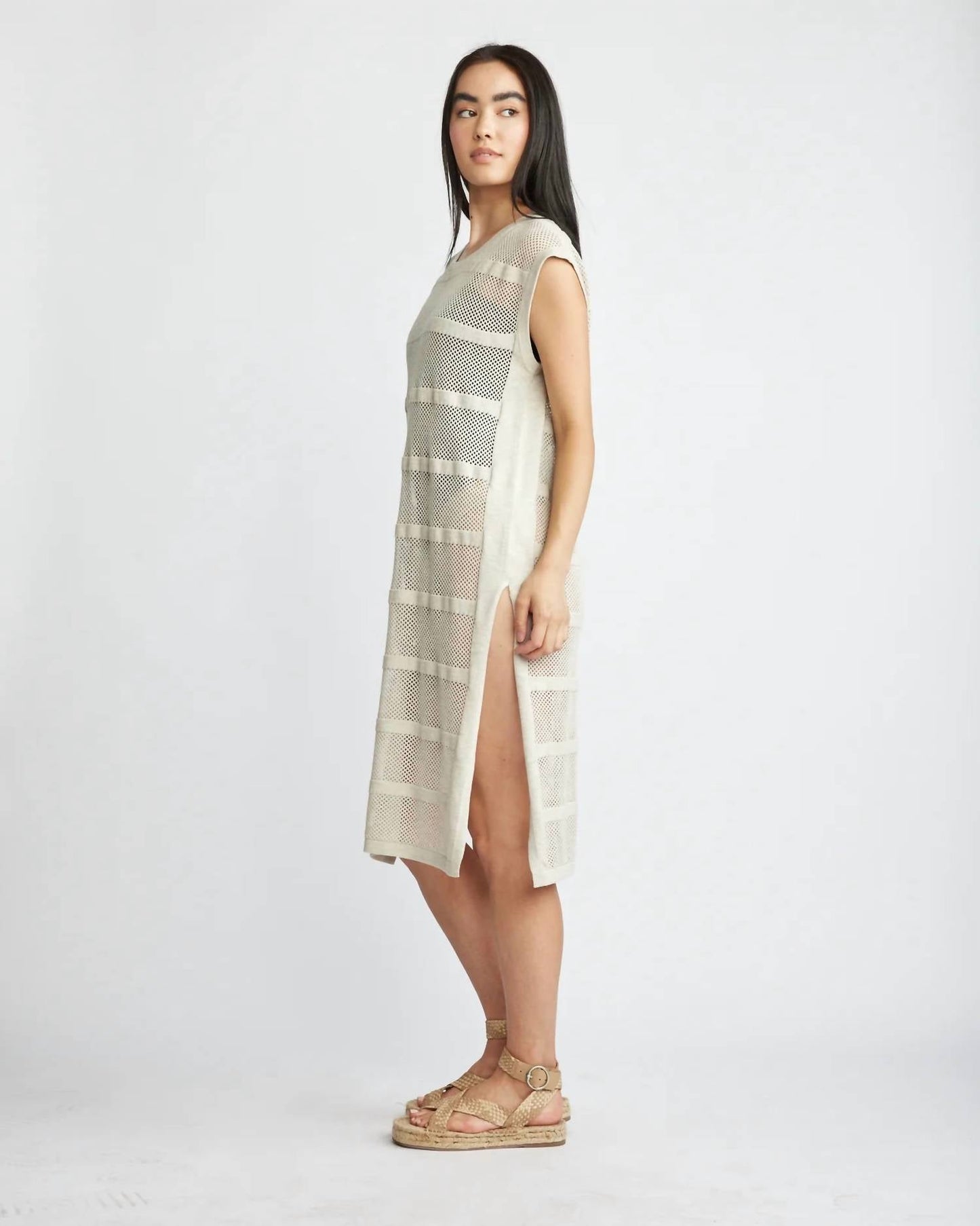 Self Contrast - Jasmine Cover Up
