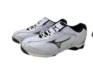 Mizuno Men's 9 Spike Classic Low G5 Baseball Cleat White/Black Size 15 D(M) Us
