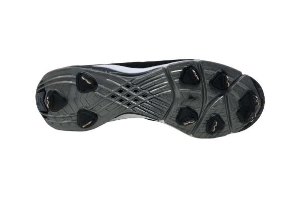 Mizuno Men's 9 Spike Swagger Mid Baseball Cleat Black