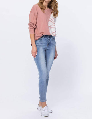 Judy Blue - High Waist Relaxed Fit Denim Jeans