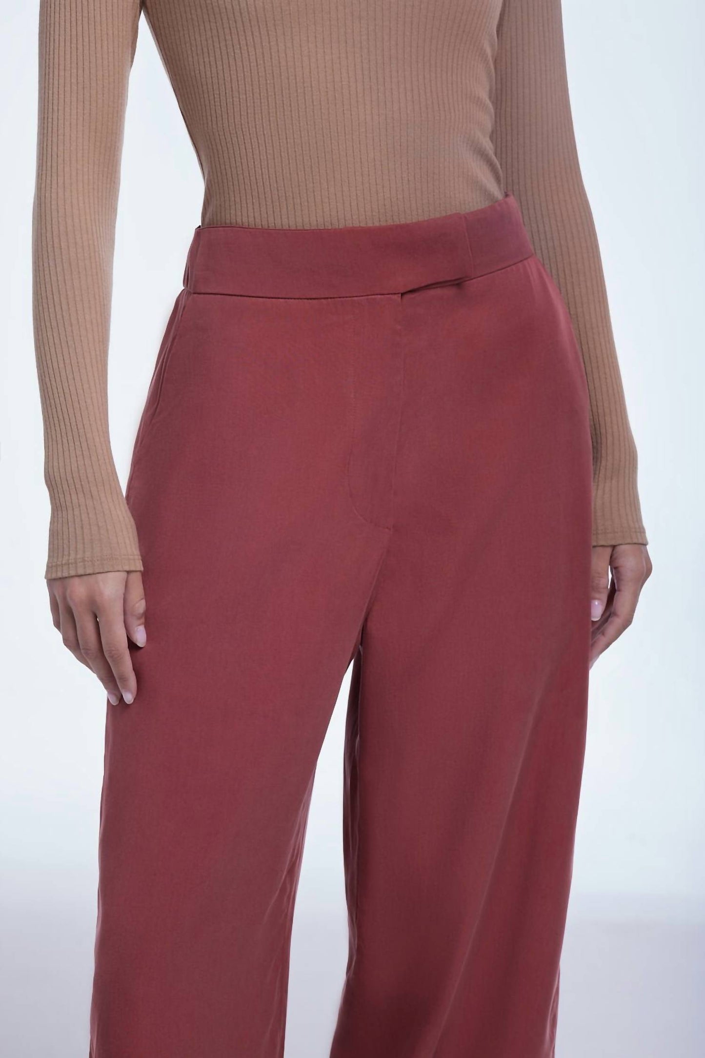 Dāl The Label - Relaxed Wide Leg Cropped Pants