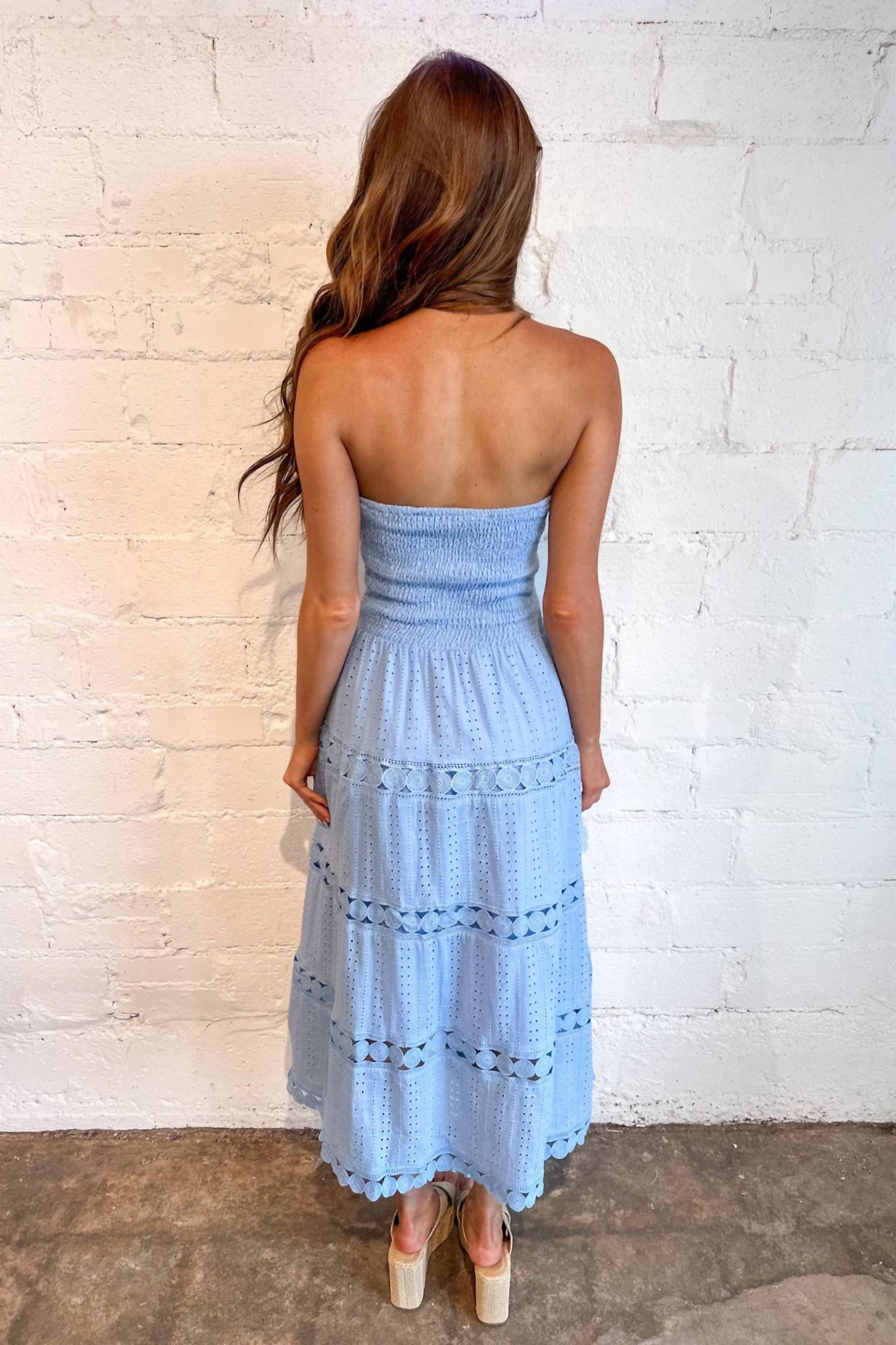Main Strip - Tube Smocking Lace Boarder Midi Dress