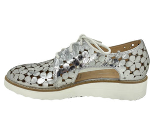 Django & Juliette - Women's Onstage Lace-up Shoe