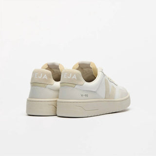 Veja - Women's V-90 Mesh Sneaker