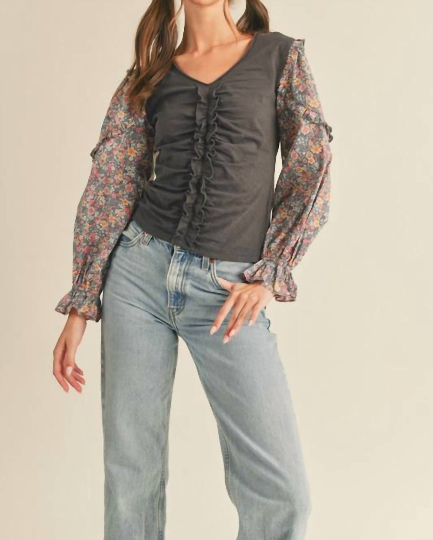 &Merci - Floral Puff Sleeve Ruched Top - Graphite Grey