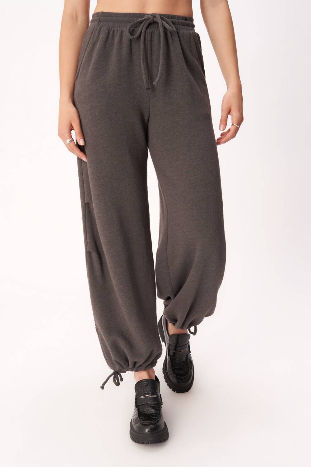 Project Social T - ON THE RISE PARACHUTE PANT
