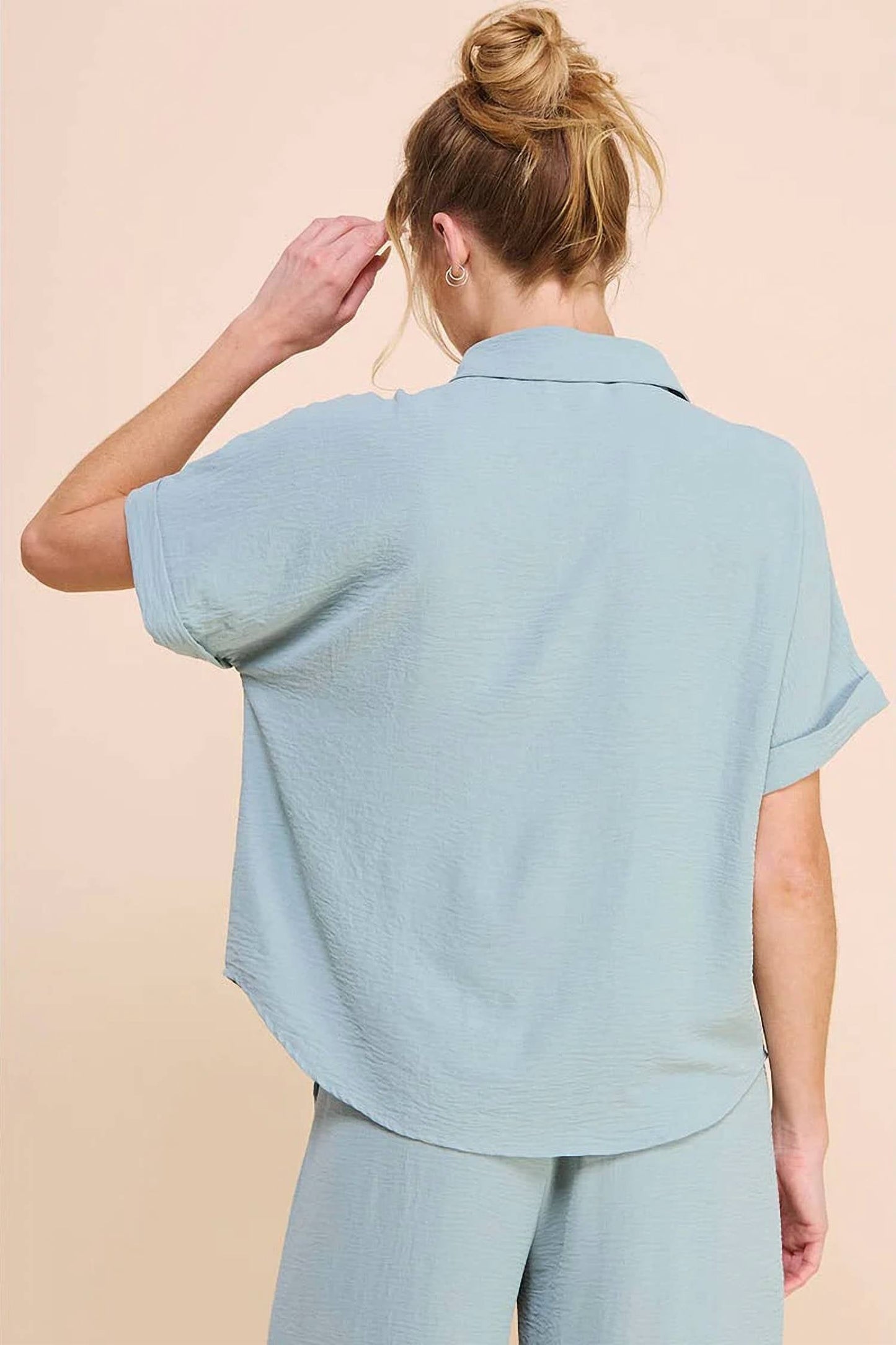 Allie Rose - Soft & Airy Rolled Cuff Short Sleeve Top And Adjustable Short
