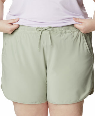 Columbia Women's Bogata Bay Stretch Shorts Green Size 2X