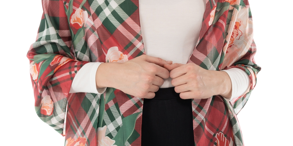 Giani Bernini Women's Plaid Floral Oblong Wrap Scarf Red Size Regular