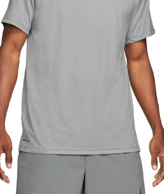 Nike Men's Hyperdry Training T-Shirt Gray Size XX-Large