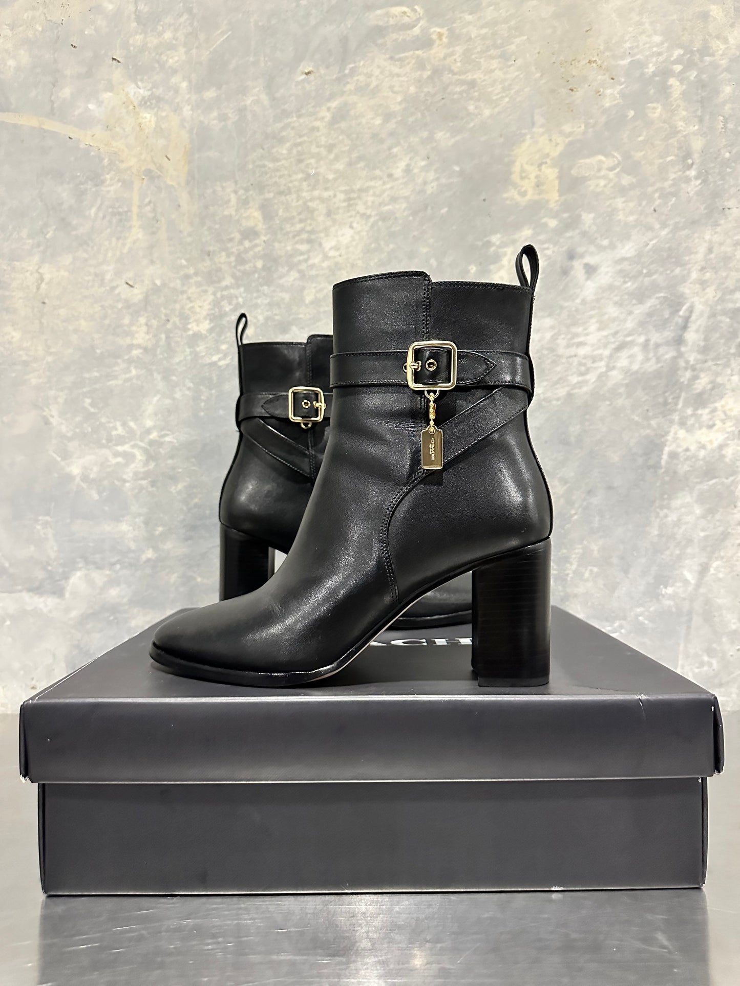 Coach Women's Olivia Leather Bootie Black Size 9 B